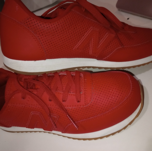 Shoes - Picture 1 of 6